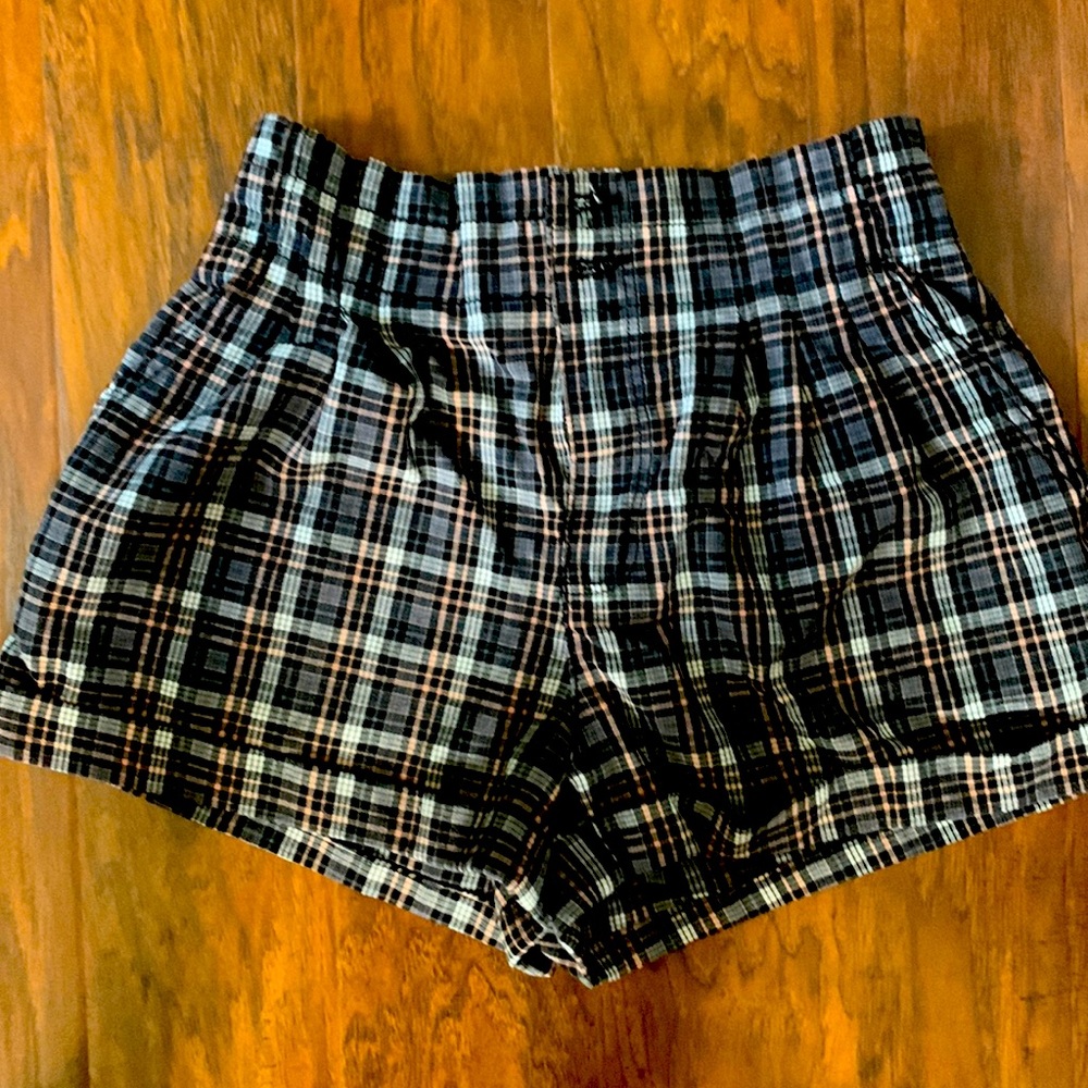 American Eagle summery short